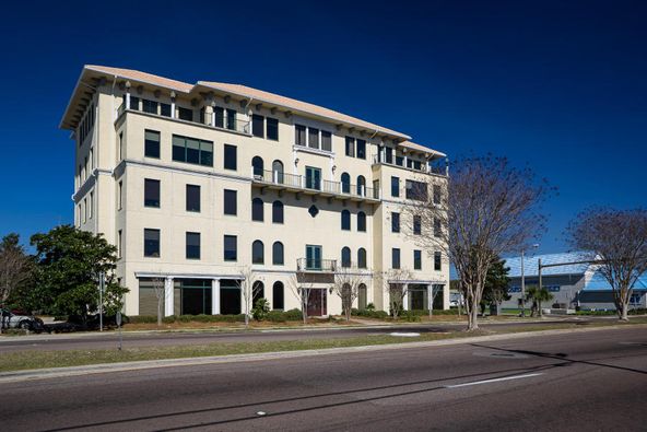 543 Harbor Blvd, Destin, FL 32541